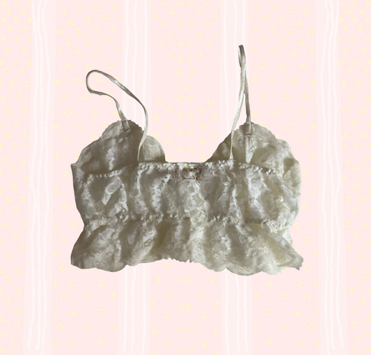 🤍 Vintage Victoria’s Secret Ivory Lace Cami 🤍