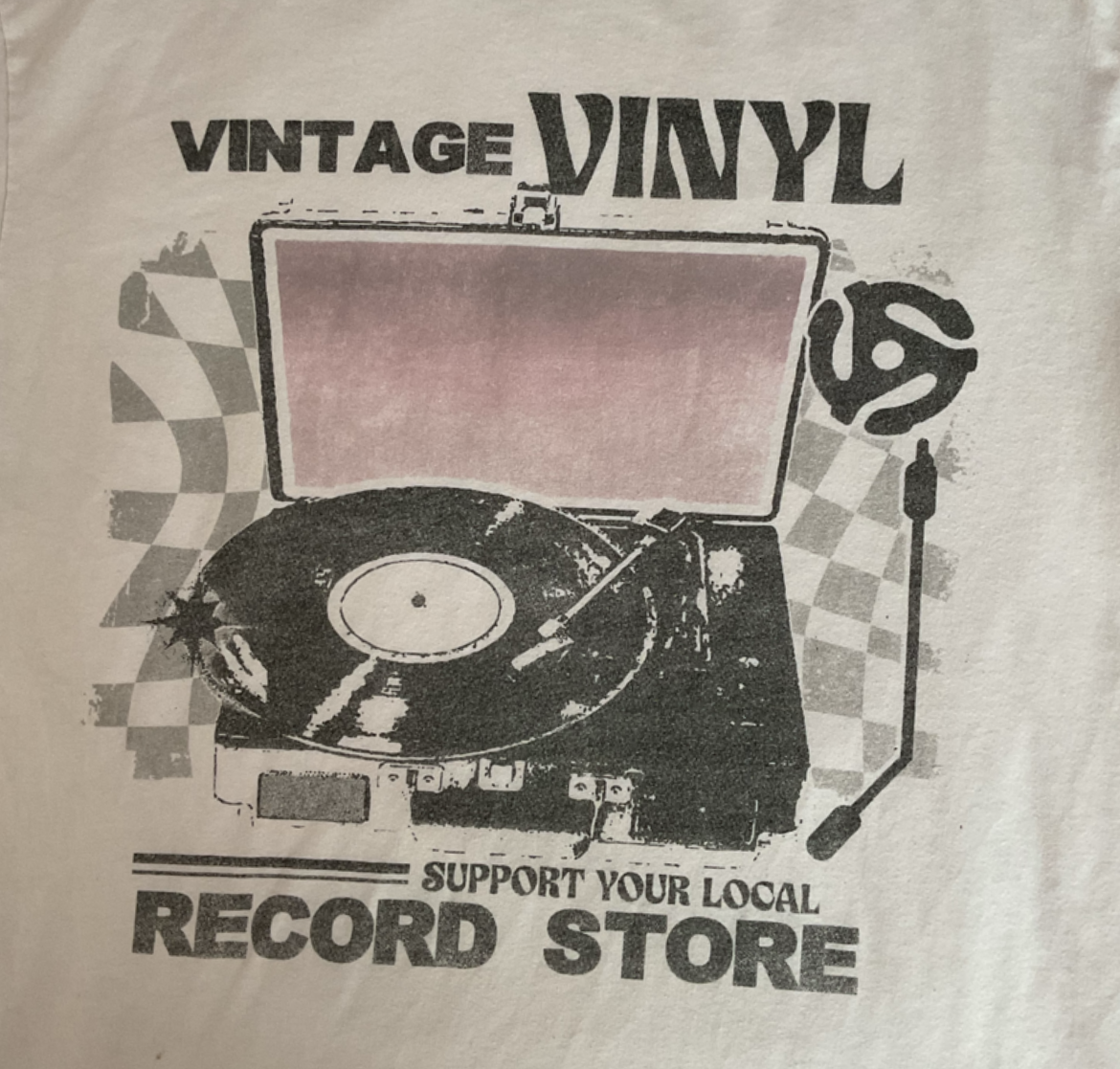 🩷Preloved Vintage Vinyl Graphic Tee 🩷