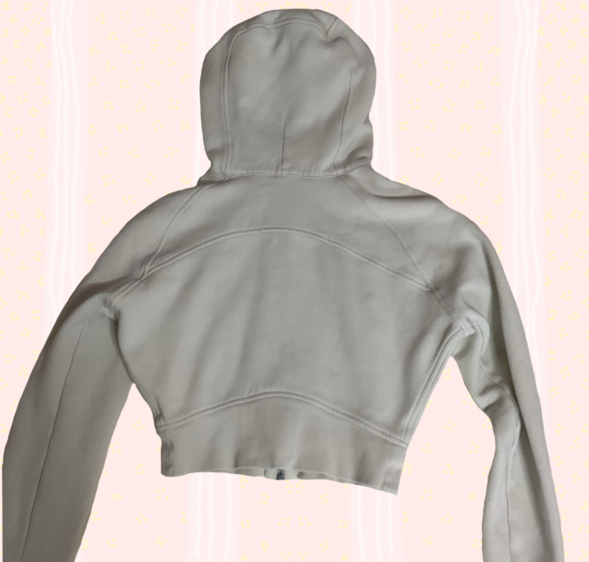 Preloved Lululemon scuba in bone🪽