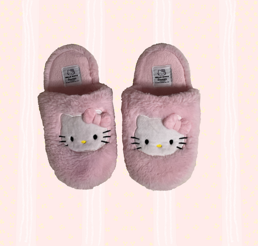 🎀Preloved Hello Kitty Plush Slippers🎀